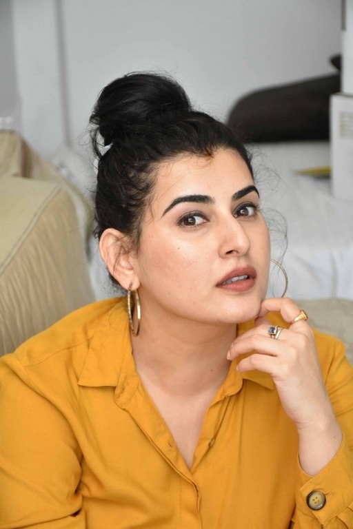 Archana Unveiled Wolf Air Mask - 17 / 18 photos