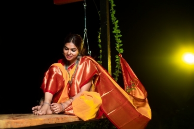 Divi vadthya Latest Clicks - 4 of 7