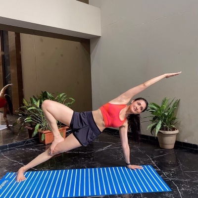 Pragya Jaiswal Yoga Workout - 4 of 4