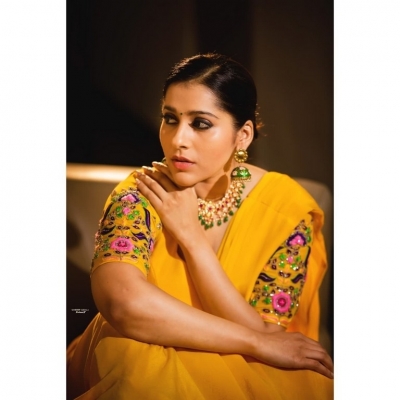 Rashmi Gautam Photos - 6 of 10