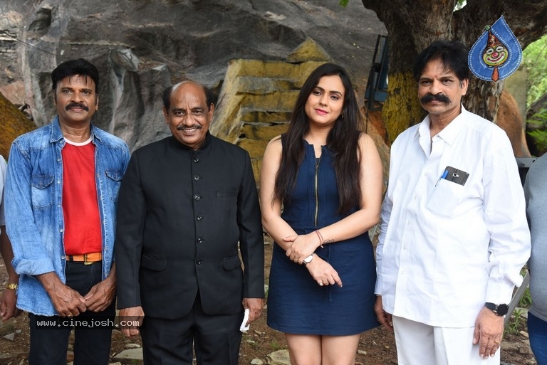 Dammunnodu Movie Opening - 4 / 13 photos