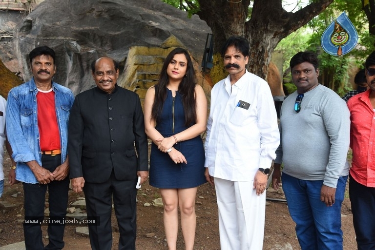 Dammunnodu Movie Opening - 9 / 13 photos