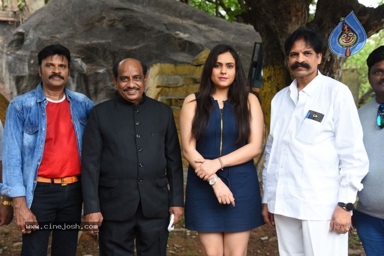 Dammunnodu Movie Opening - 12 / 13 photos
