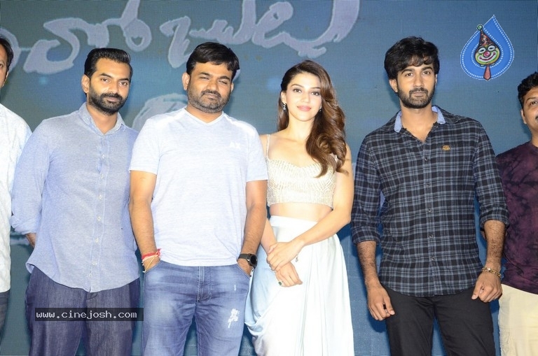 Manchi Rojulochaie Movie intro look launch - 20 / 20 photos