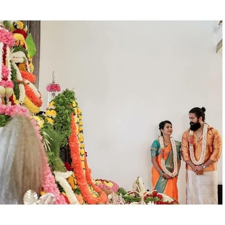 KGF Star Yash House Warming Ceremony - 2 / 5 photos