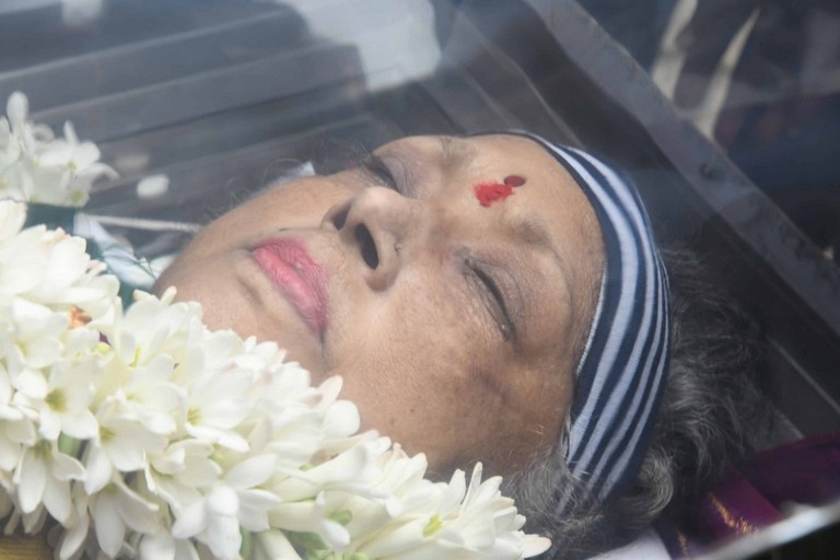 Senior Actress Jayanthi Condolences Photos - 10 / 21 photos