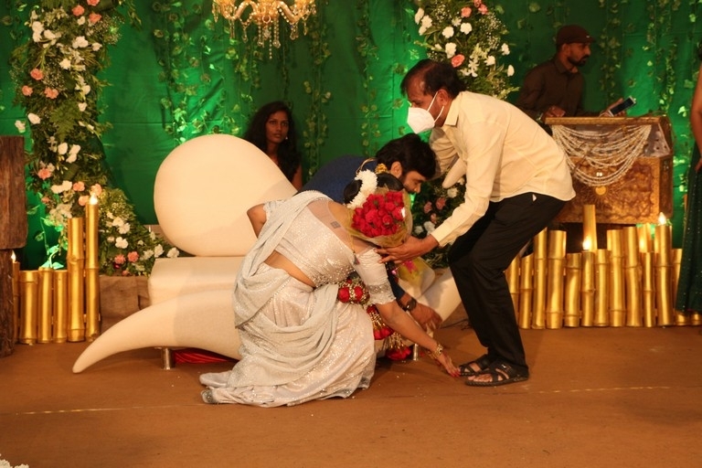 Snekan - Kannika Ravi Wedding Reception - 13 / 21 photos