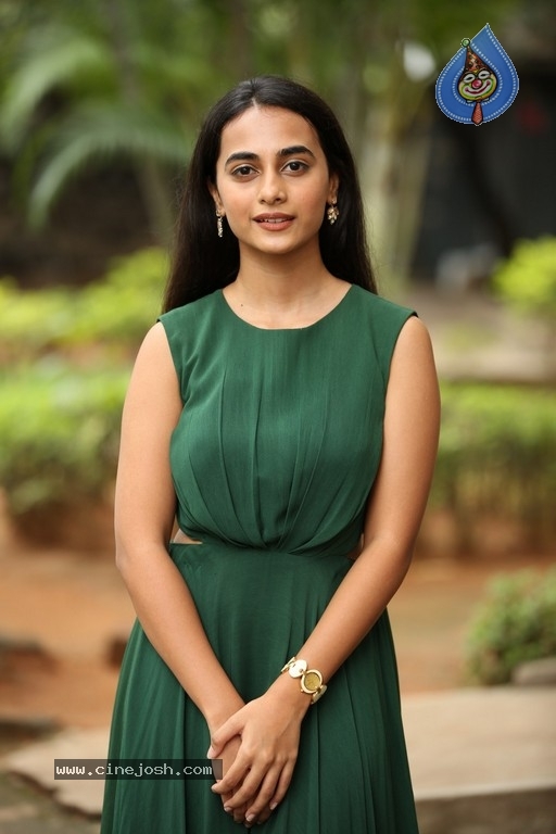 Aneesha Dama Pics - 4 / 13 photos