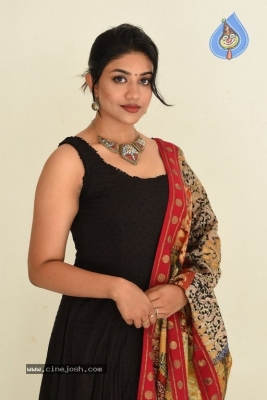 Malavika Satheesan Photos - 19 of 20