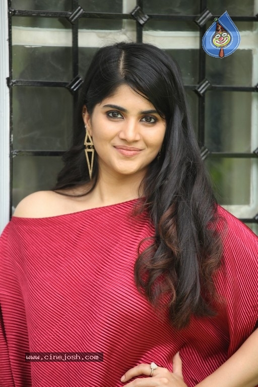 Megha Akash Photos - 4 / 23 photos