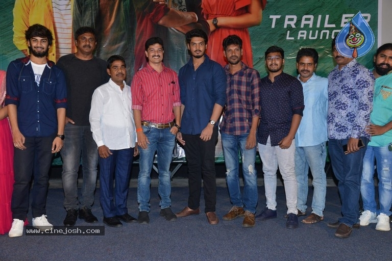 Batch Movie Trailer Launch - 16 / 18 photos