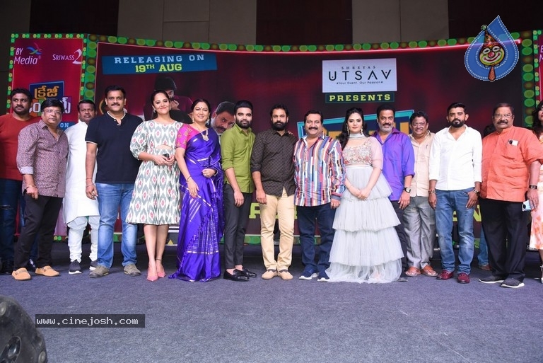 Crazy Uncles Pre Release Event - 12 / 37 photos