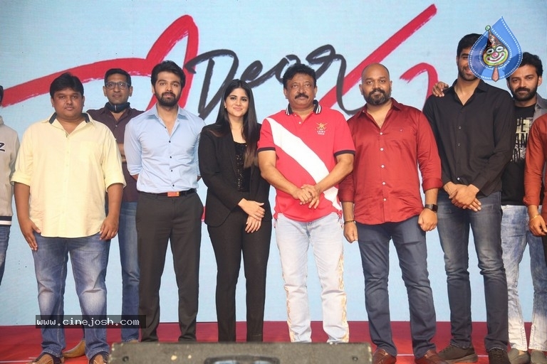 Dear Megha Pre Release Event - 25 / 31 photos