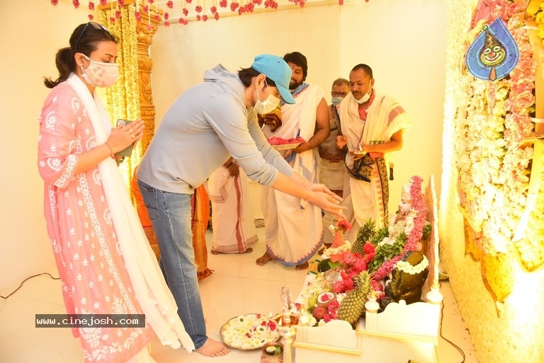 Mahesh Babu launches Chakrasidh - 13 / 28 photos