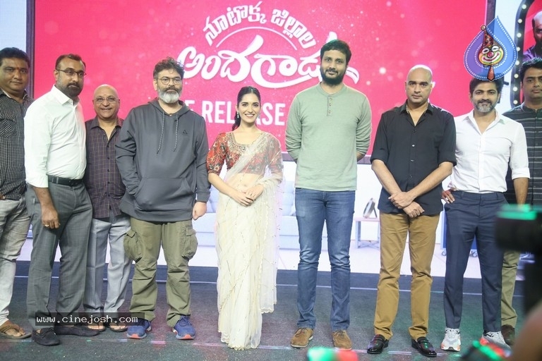 Nootokka Jillala Andagadu Pre Release Event - 15 / 21 photos