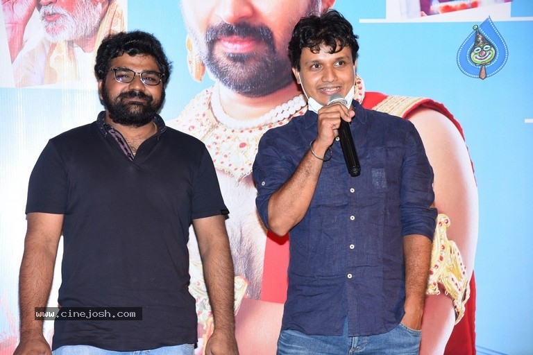 Raja Raja Chora Movie Success meet - 9 / 36 photos