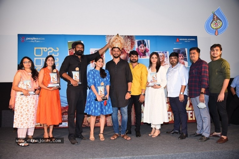 Raja Raja Chora Movie Success meet - 28 / 36 photos