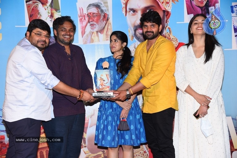 Raja Raja Chora Movie Success meet - 32 / 36 photos