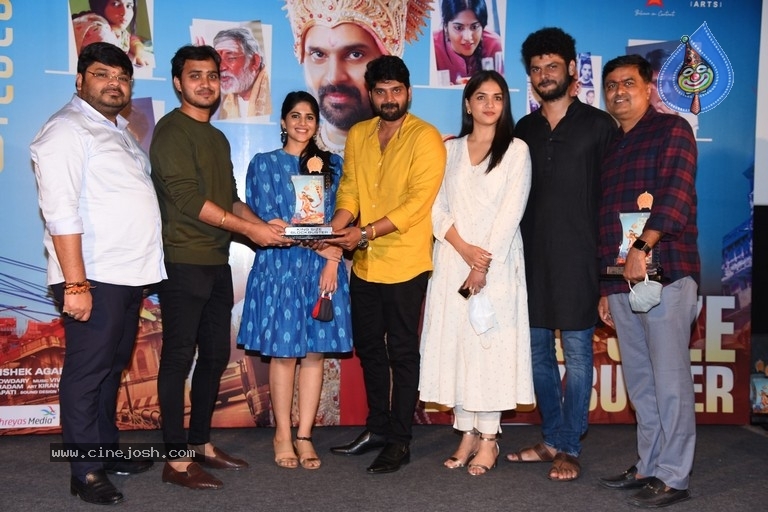 Raja Raja Chora Movie Success meet - 35 / 36 photos