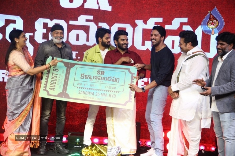 SR Kalyana Mandapam Pre Release Event - 13 / 41 photos