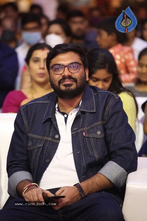 SR Kalyana Mandapam Pre Release Event - 15 / 41 photos