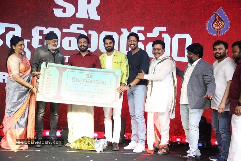 SR Kalyana Mandapam Pre Release Event - 16 / 41 photos