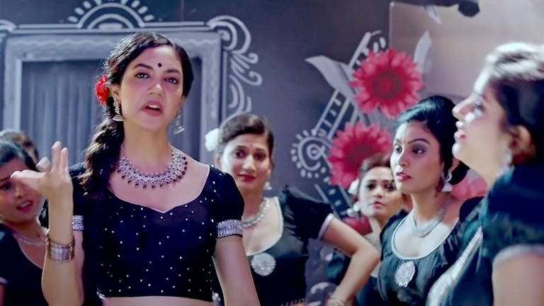 Varudu Kavalenu Ritu varma Stills - 12 / 16 photos