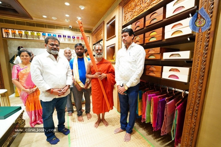 Kanchipuram Gowri Silks launch - 16 / 21 photos