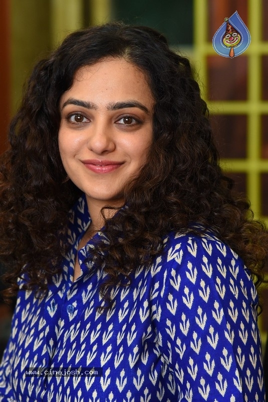 Nithya Menen interview photos - 13 / 21 photos