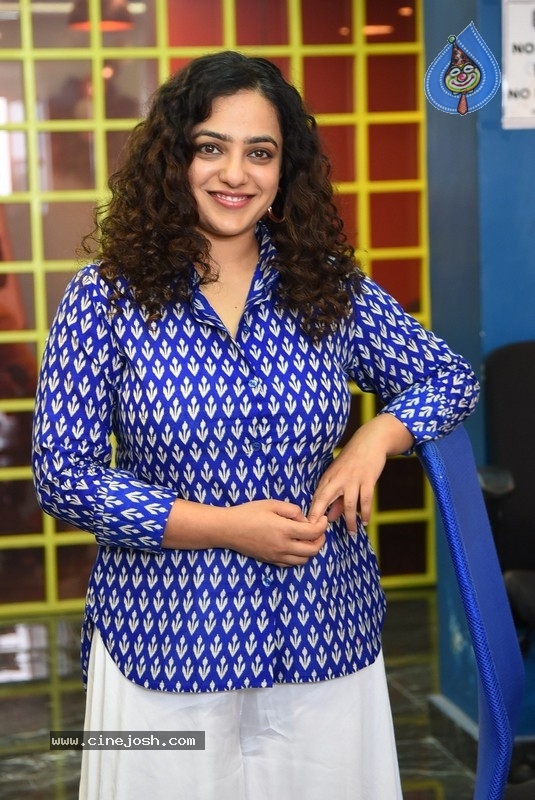 Nithya Menen interview photos - 19 / 21 photos