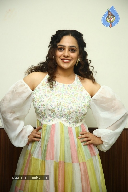 Nithya Menen Photos - 8 / 21 photos