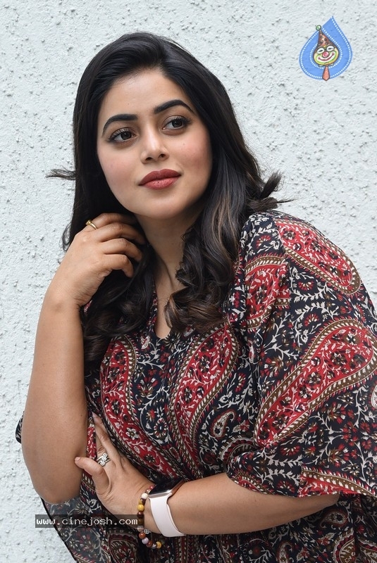 Poorna Interview Photos - 1 / 21 photos