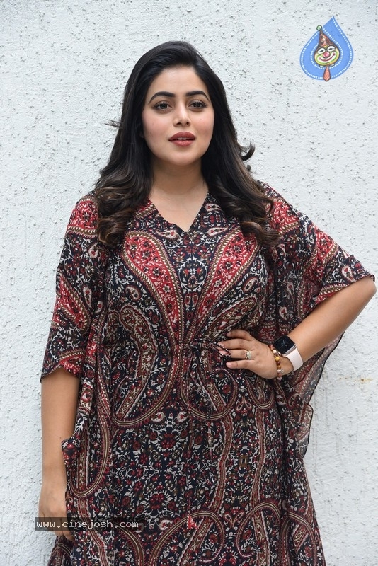 Poorna Interview Photos - 10 / 21 photos