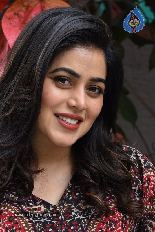 Poorna Interview Photos - 21 / 21 photos