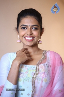 Shivani Rajasekhar Photos - 11 of 19