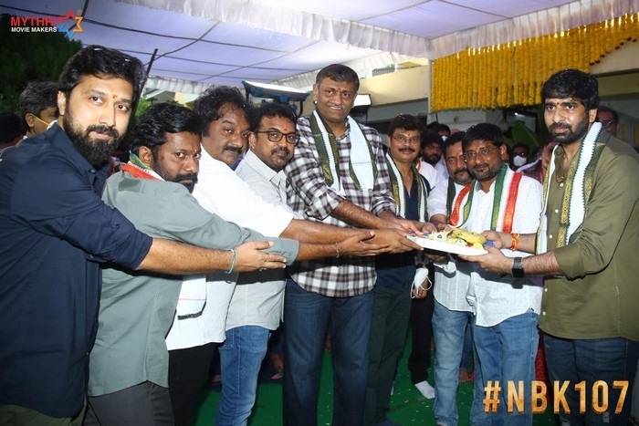NBK107 Opening - 4 / 4 photos