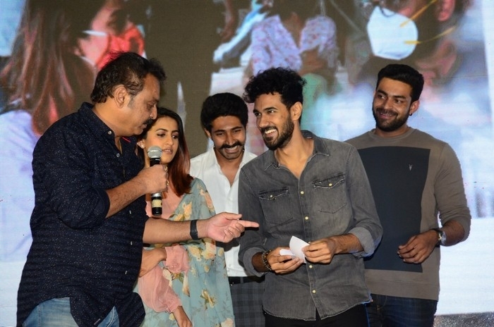 Oka Chinna Family Pre Release Event - 22 / 27 photos