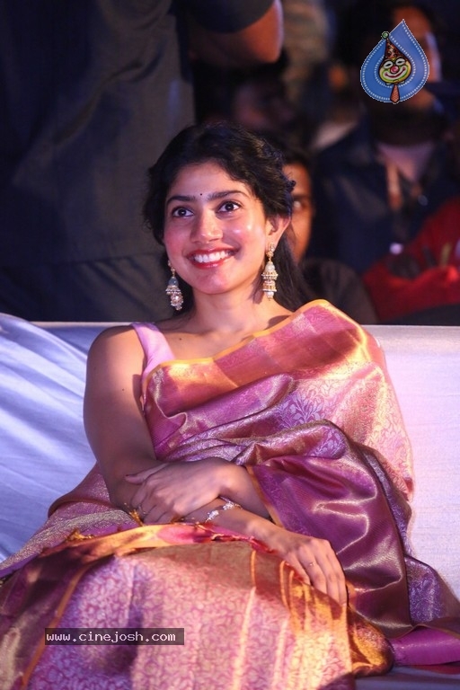 Sai Pallavi Photos - 5 / 21 photos