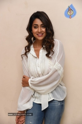 Shriya Saran Photos - 100 of 106