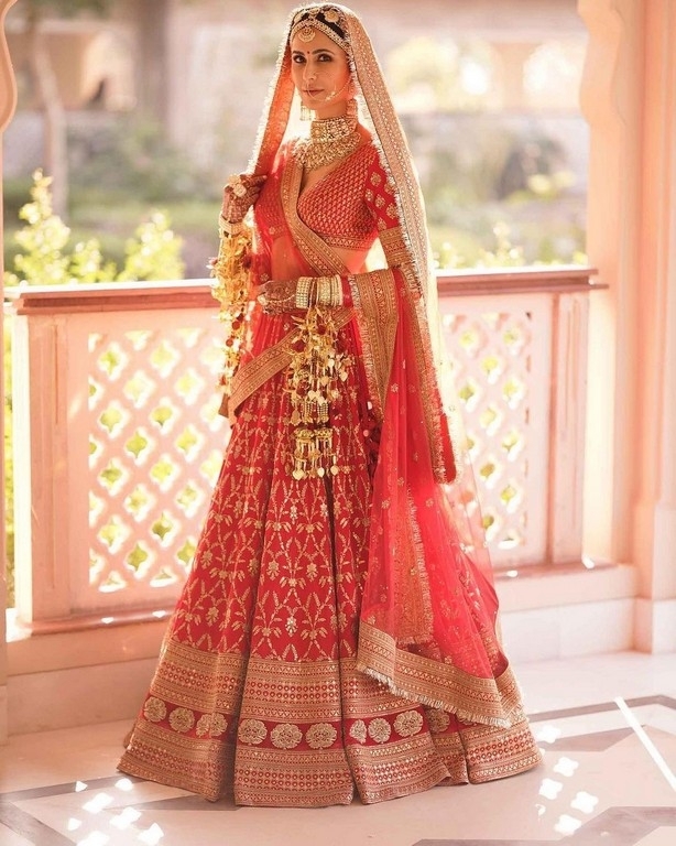 Stunning Bride Katrina Kaif - 1 / 6 photos