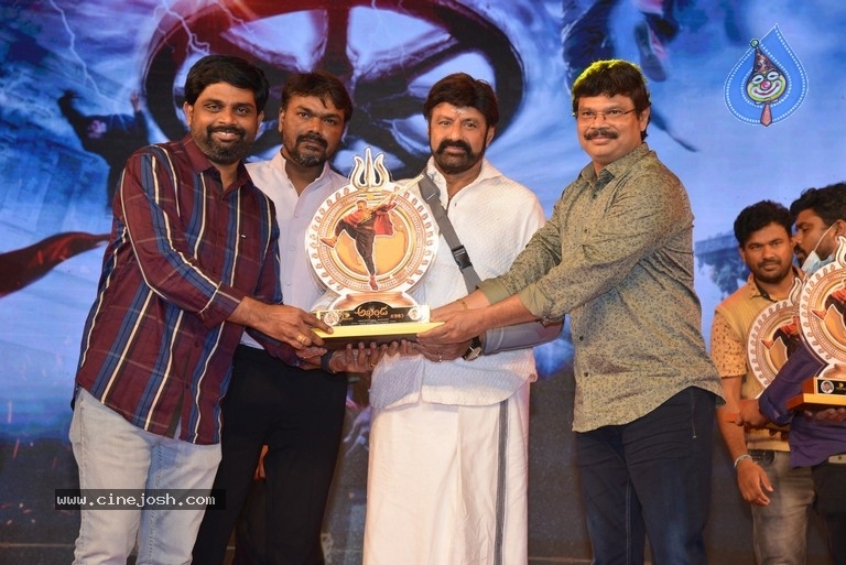 Akhanda Success Meet - 28 / 63 photos