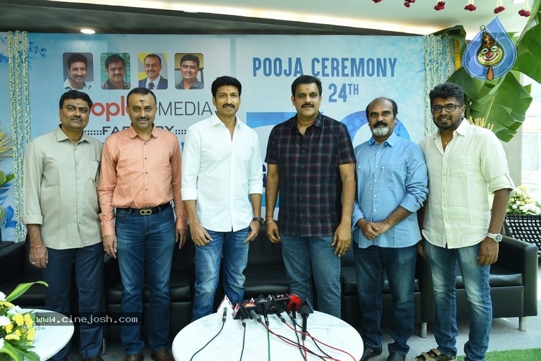 Gopichand New Movie Opening - 15 / 51 photos