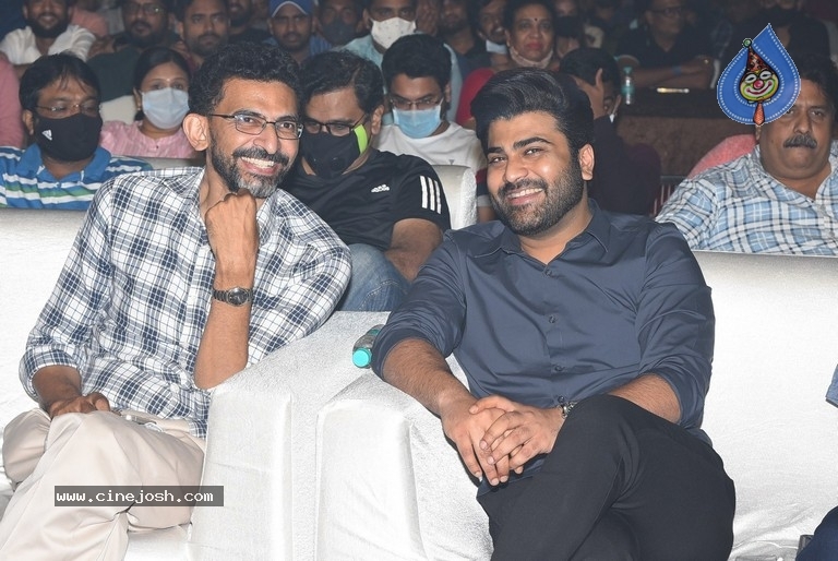 Lakshya Pre Release Event - 14 / 33 photos