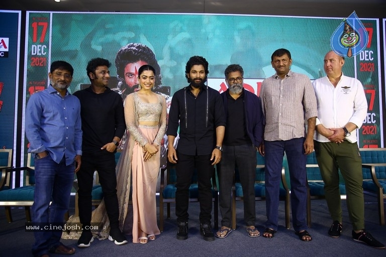 Pushpa Release Press Meet - 12 / 42 photos