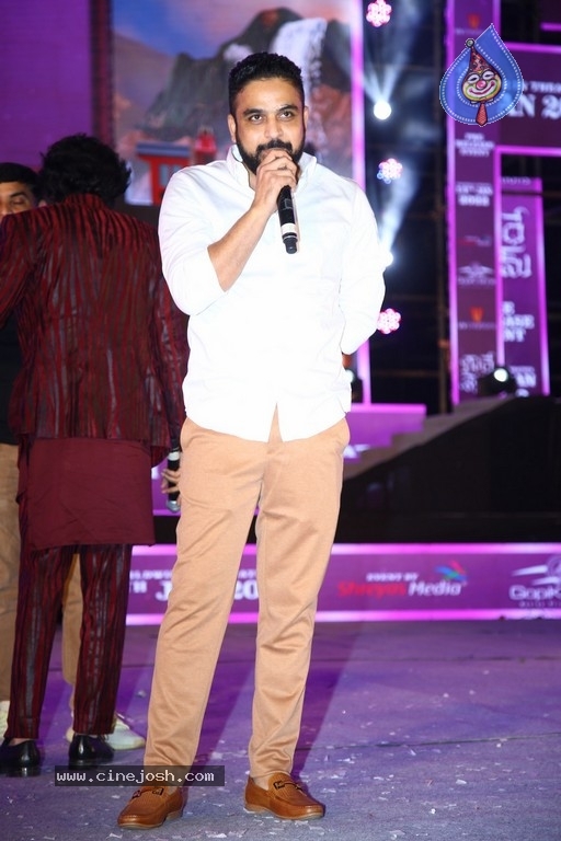 Radhe Shyam Pre Release Event 03 - 23 / 54 photos