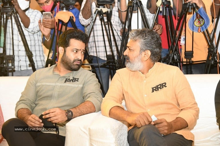 RRR Press Meet - 29 / 36 photos