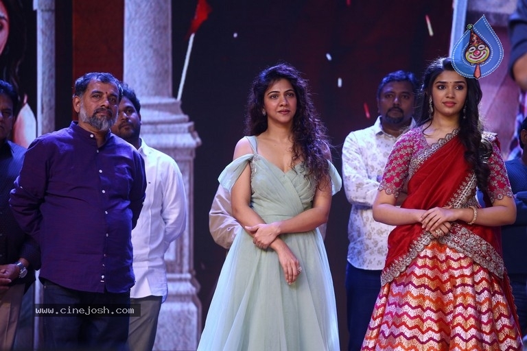 Shyam Singha Roy Pre Release Event - 8 / 42 photos