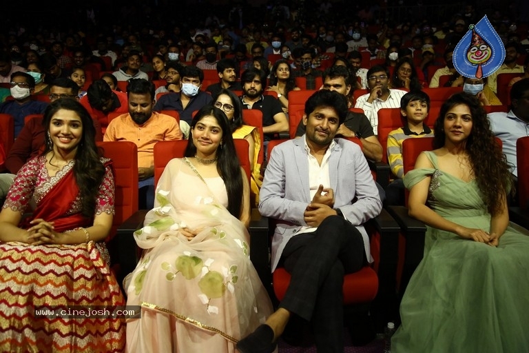 Shyam Singha Roy Pre Release Event - 30 / 42 photos