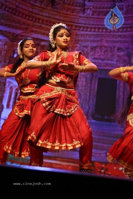 Shyam Singha Roy Pre Release Event - 37 / 42 photos