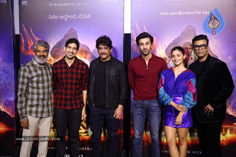 Brahmastra Movie Press Meet - 3 / 33 photos